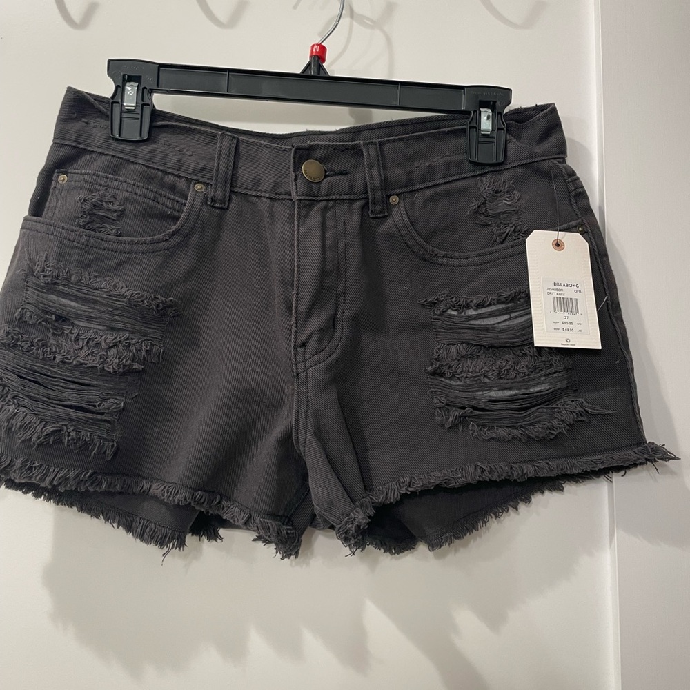 Billabong black shorts